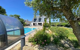 Superbe Villa Tout Confort Avec Piscine Chauffee Er Couverte Et Spa A 2 Pas De La Plage