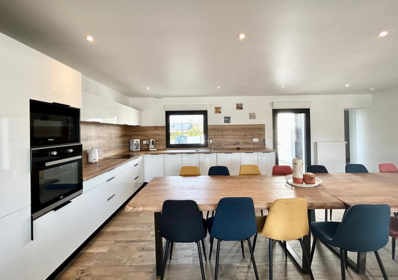 Superbe Villa Tout Confort Avec Piscine Chauffee Er Couverte Et Spa A 2 Pas De La Plage Fouesnant Extérieur photo