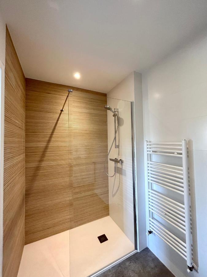 Superbe Villa Tout Confort Avec Piscine Chauffee Er Couverte Et Spa A 2 Pas De La Plage Fouesnant Extérieur photo