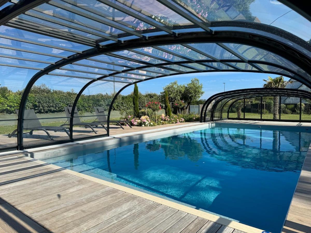 Superbe Villa Tout Confort Avec Piscine Chauffee Er Couverte Et Spa A 2 Pas De La Plage Fouesnant Extérieur photo